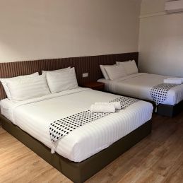 Adina Pool Villa Langkawi : au coeur de Pantai Cenang avec piscine privée